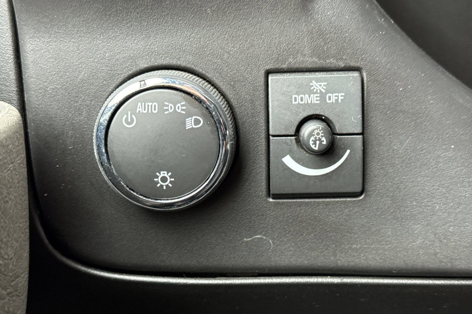 Used 2024 Chevrolet Express 2500 w/ Driver Convenience Package image 27