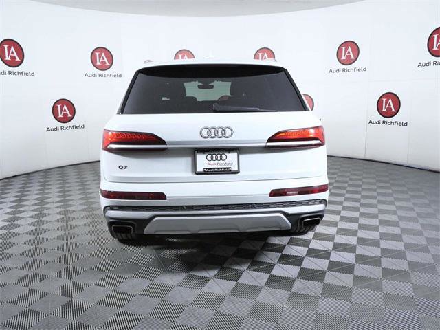 Used 2025 Audi Q7 3.0T Premium Plus image 7