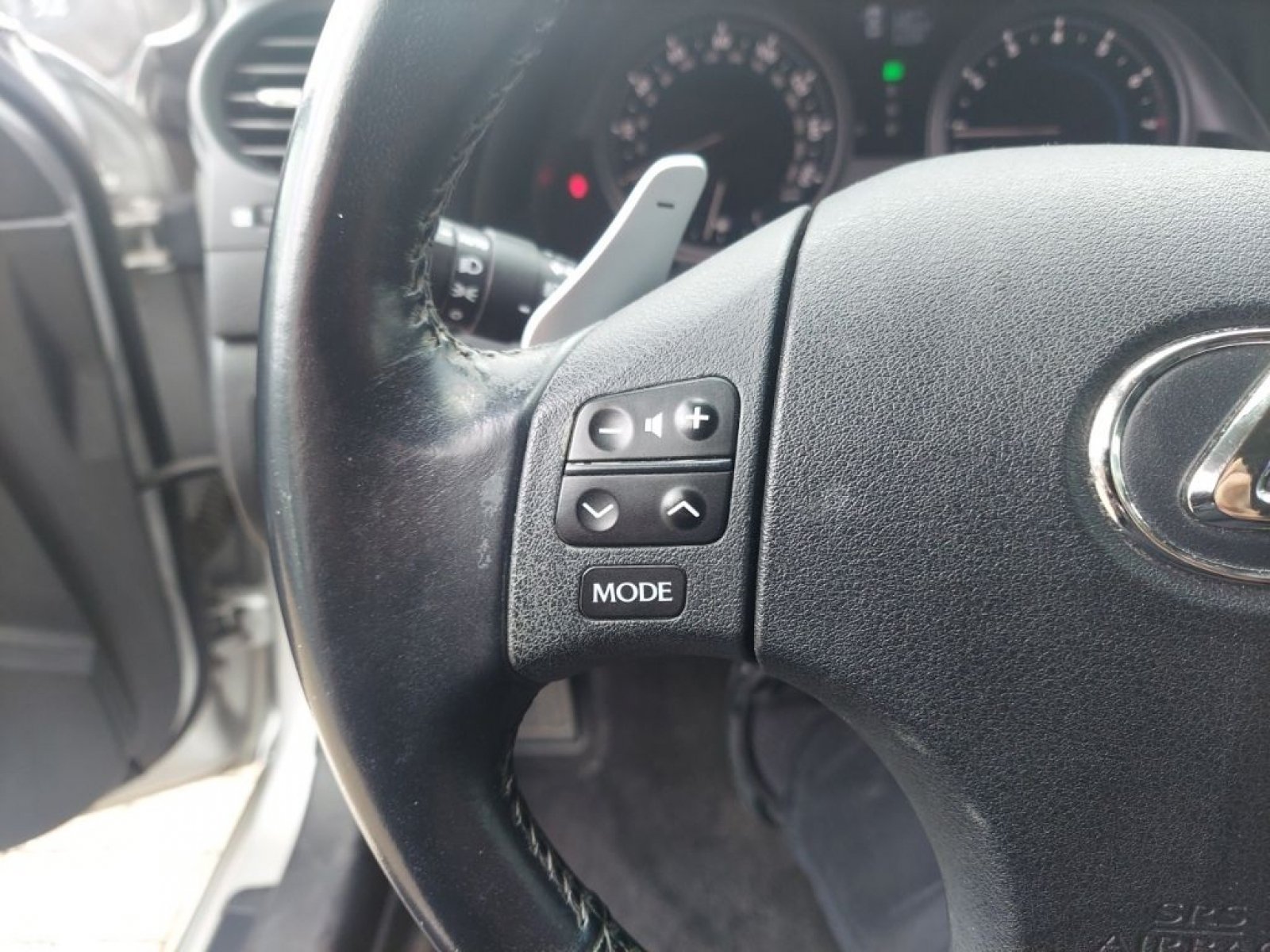 Used 2009 Lexus IS 250 AWD w/ Premium Pkg image 8