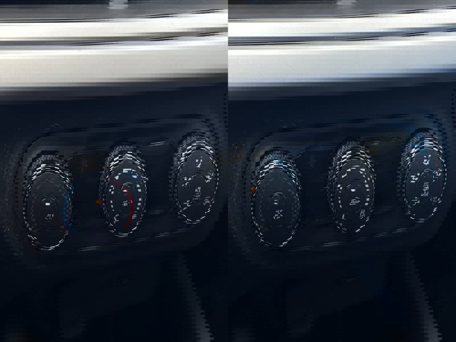 Used 2024 Chevrolet Trax LS image 21