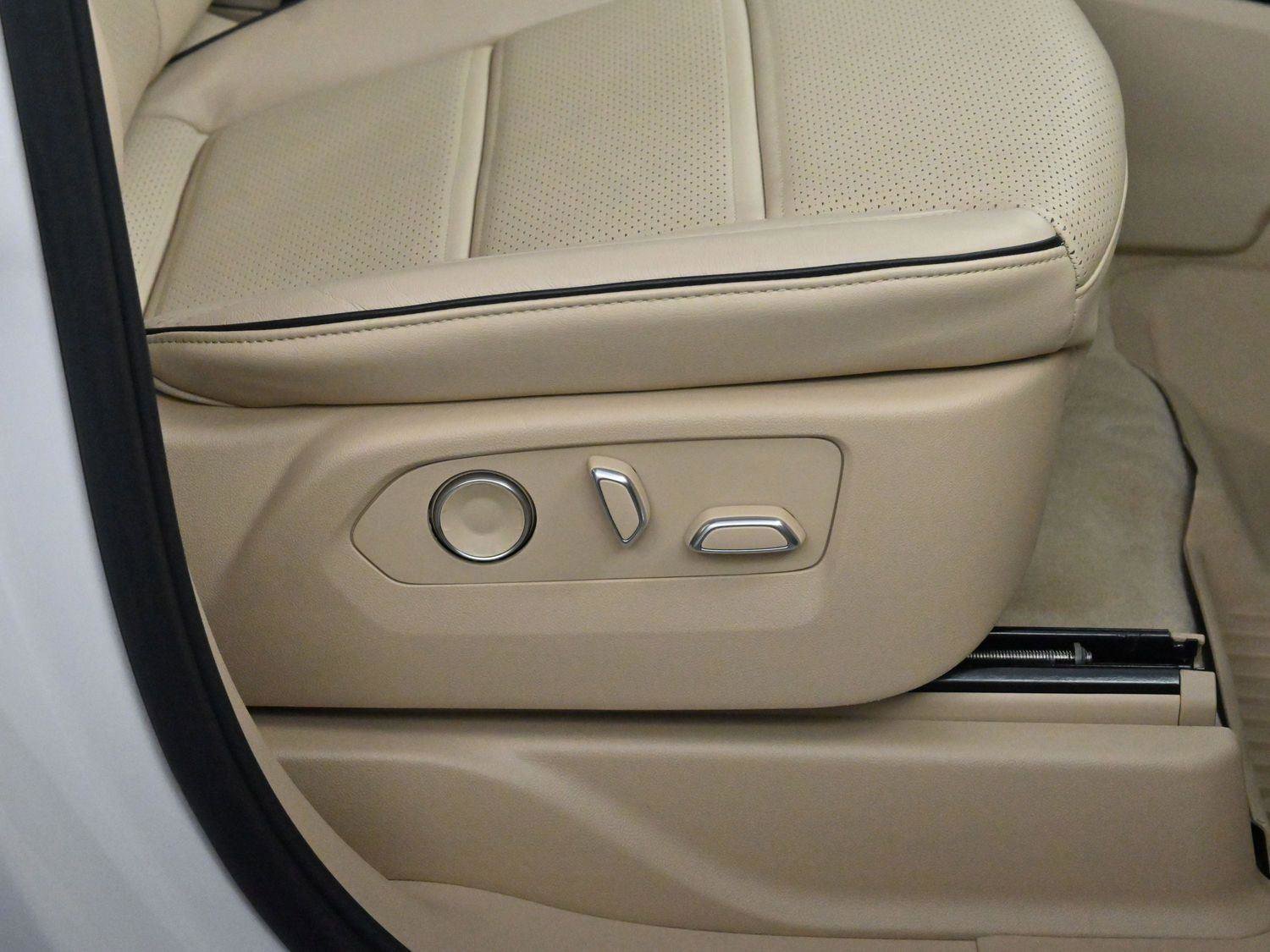 Certified 2024 Cadillac Escalade Premium Luxury w/ LPO, Floor Liner Package image 37