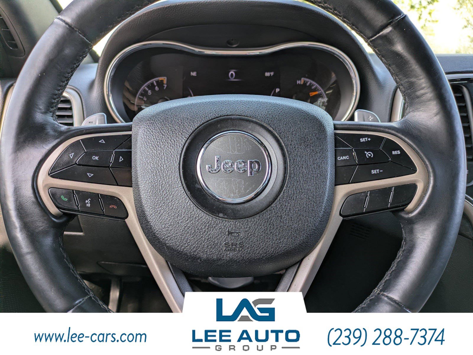 Used 2017 Jeep Grand Cherokee Laredo w/ Quick Order Package 23E AWD/4WD image 22