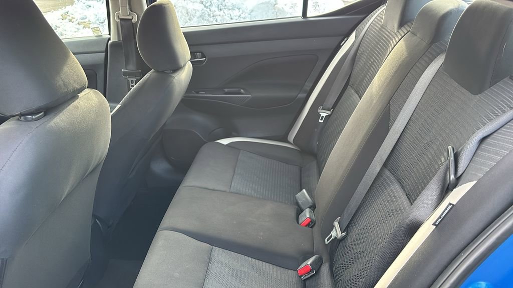 Used 2021 Nissan Versa SV image 29