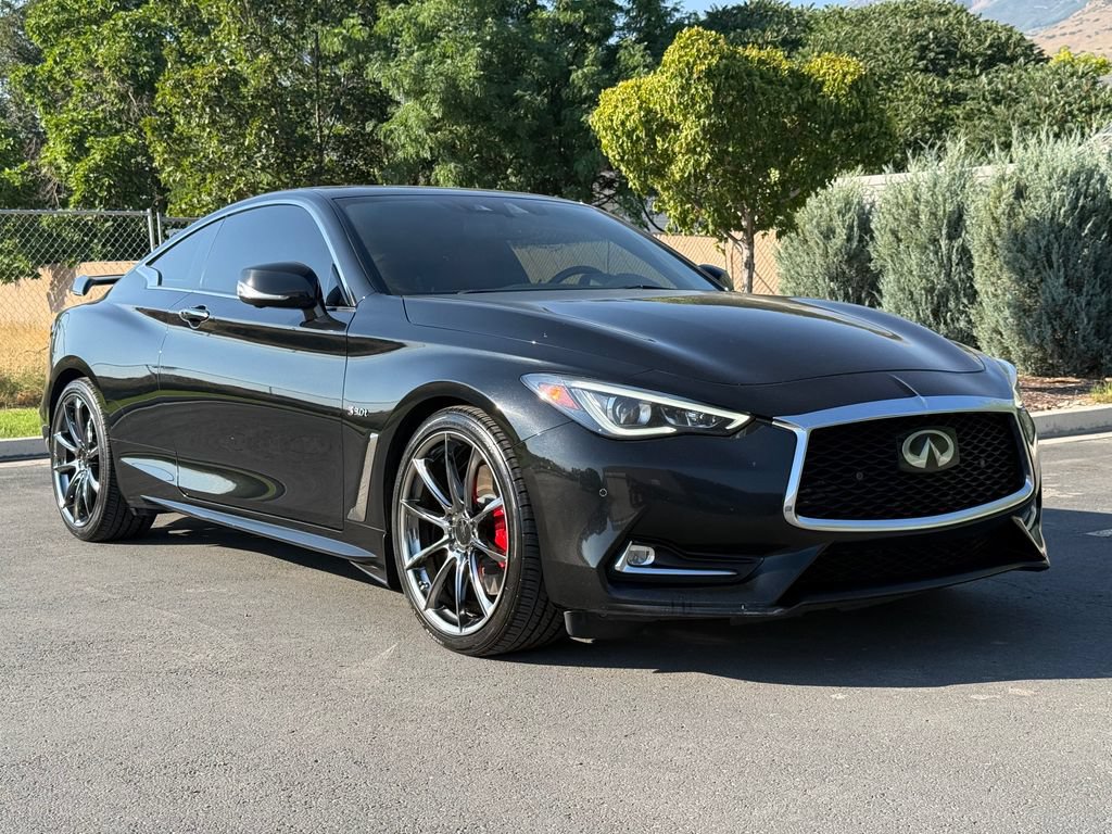 Used 2018 INFINITI Q60 Red Sport 400 AWD/4WD image 1