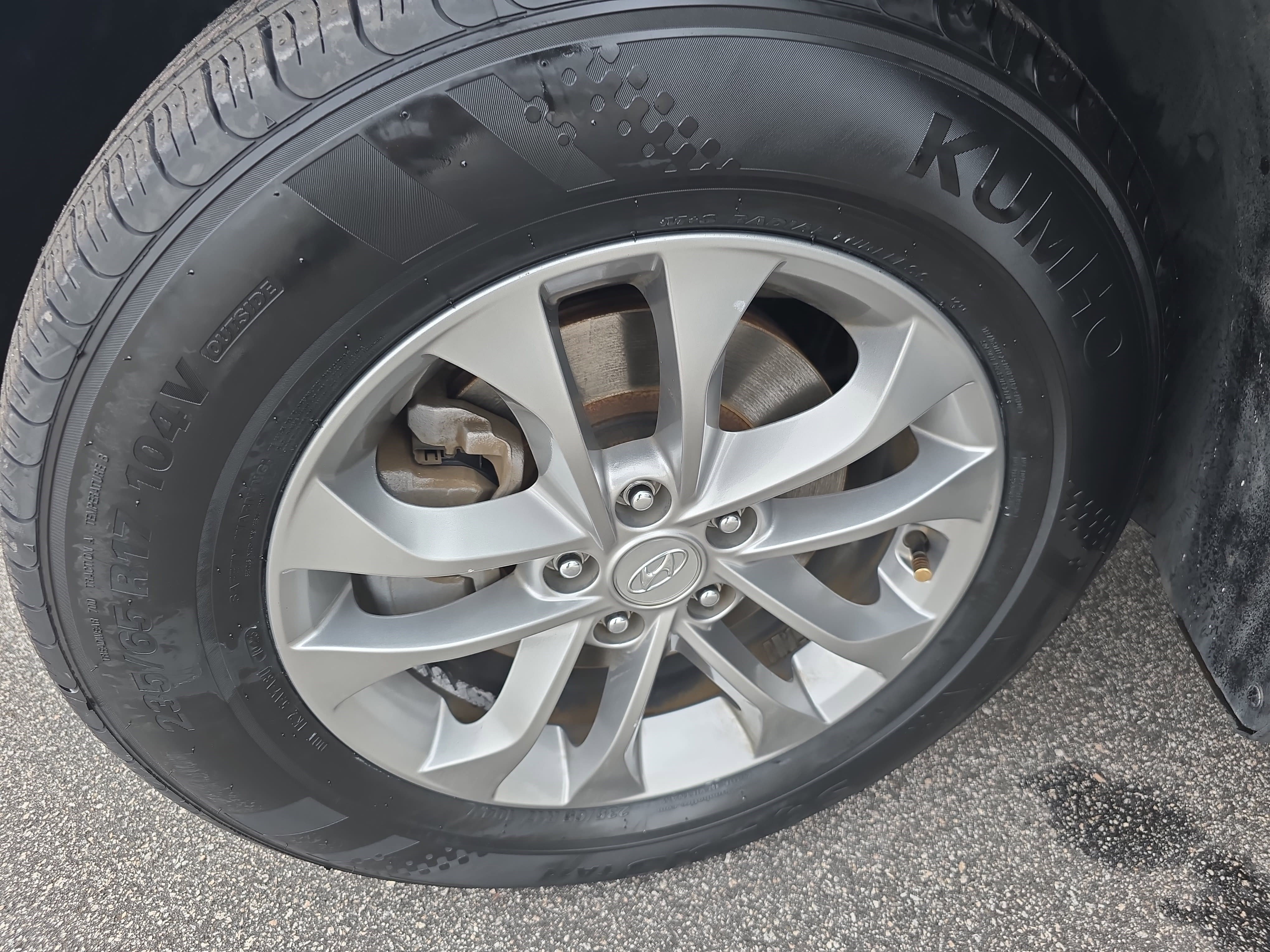 Used 2019 Hyundai Santa Fe SEL image 32