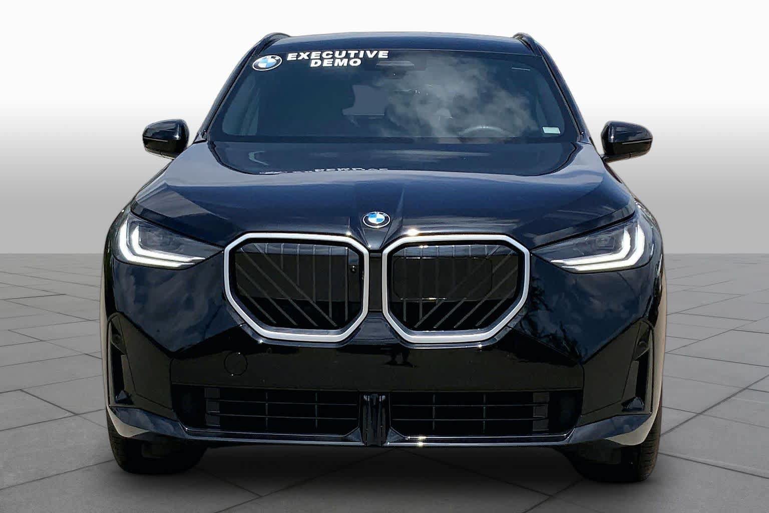 New 2025 BMW X3 xDrive30i w/ Premium Package AWD/4WD image 3