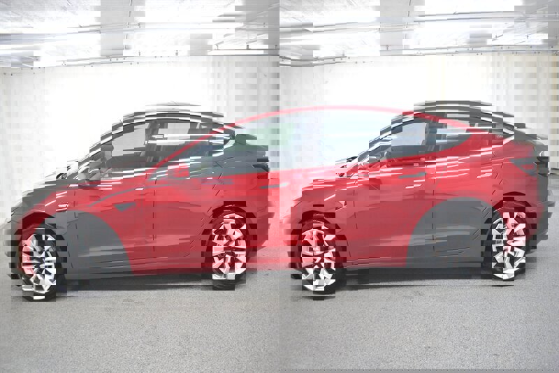 Used 2018 Tesla Model 3 Long Range image 4