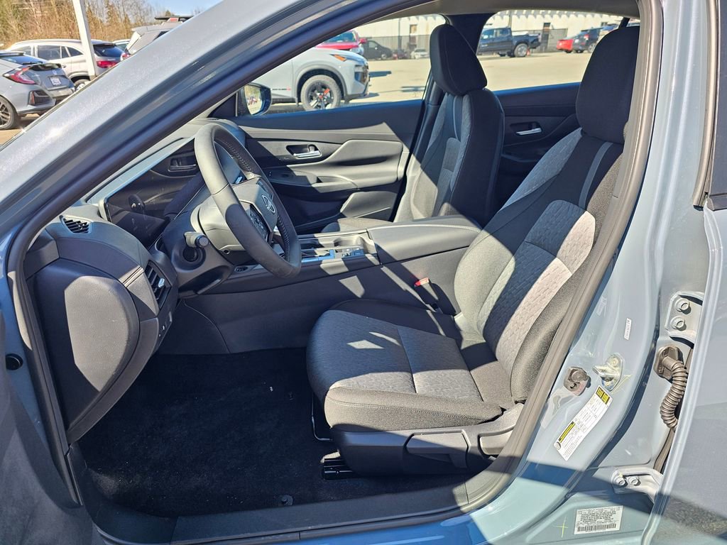 New 2026 Nissan Sentra SV FWD image 18