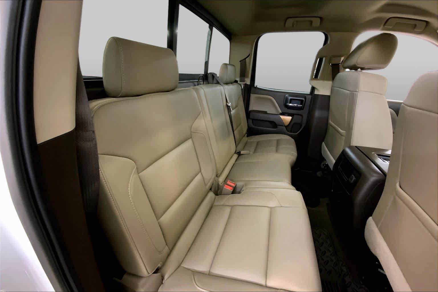 Used 2018 Chevrolet Silverado 1500 LTZ AWD/4WD image 19
