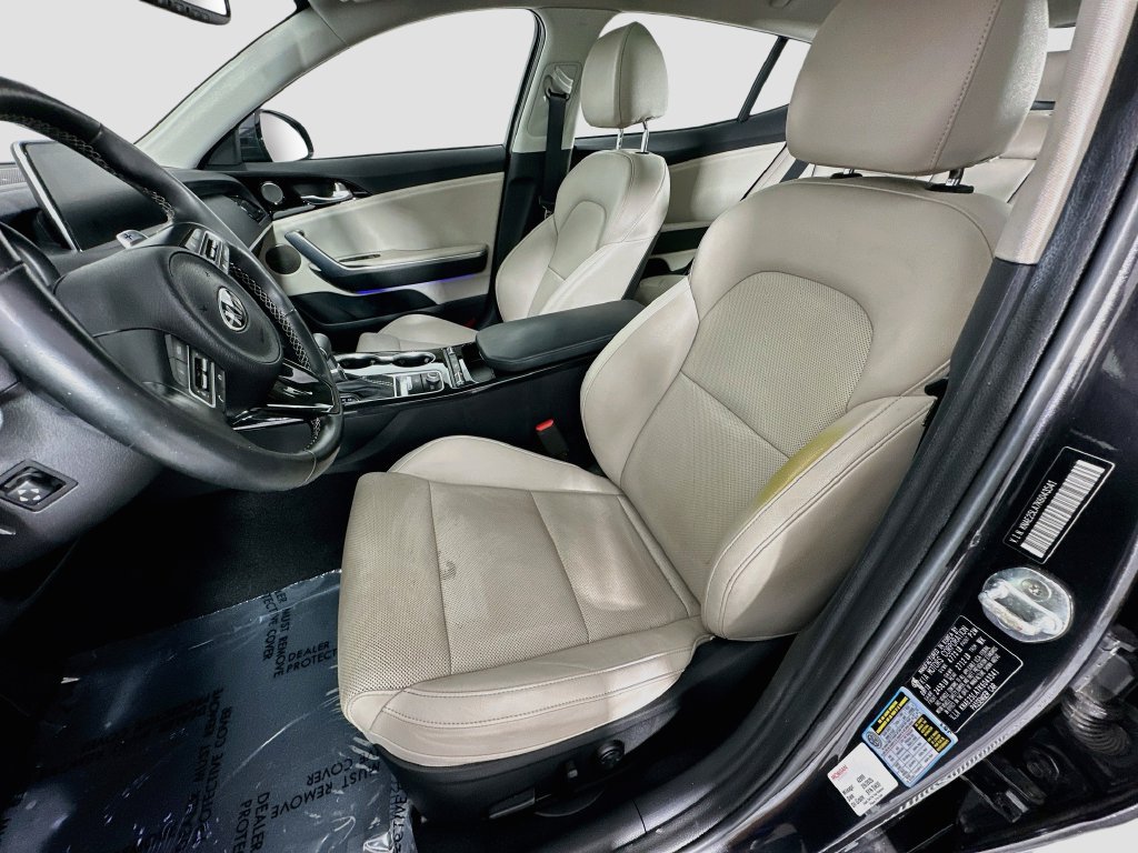 Used 2019 Kia Stinger Premium RWD image 5