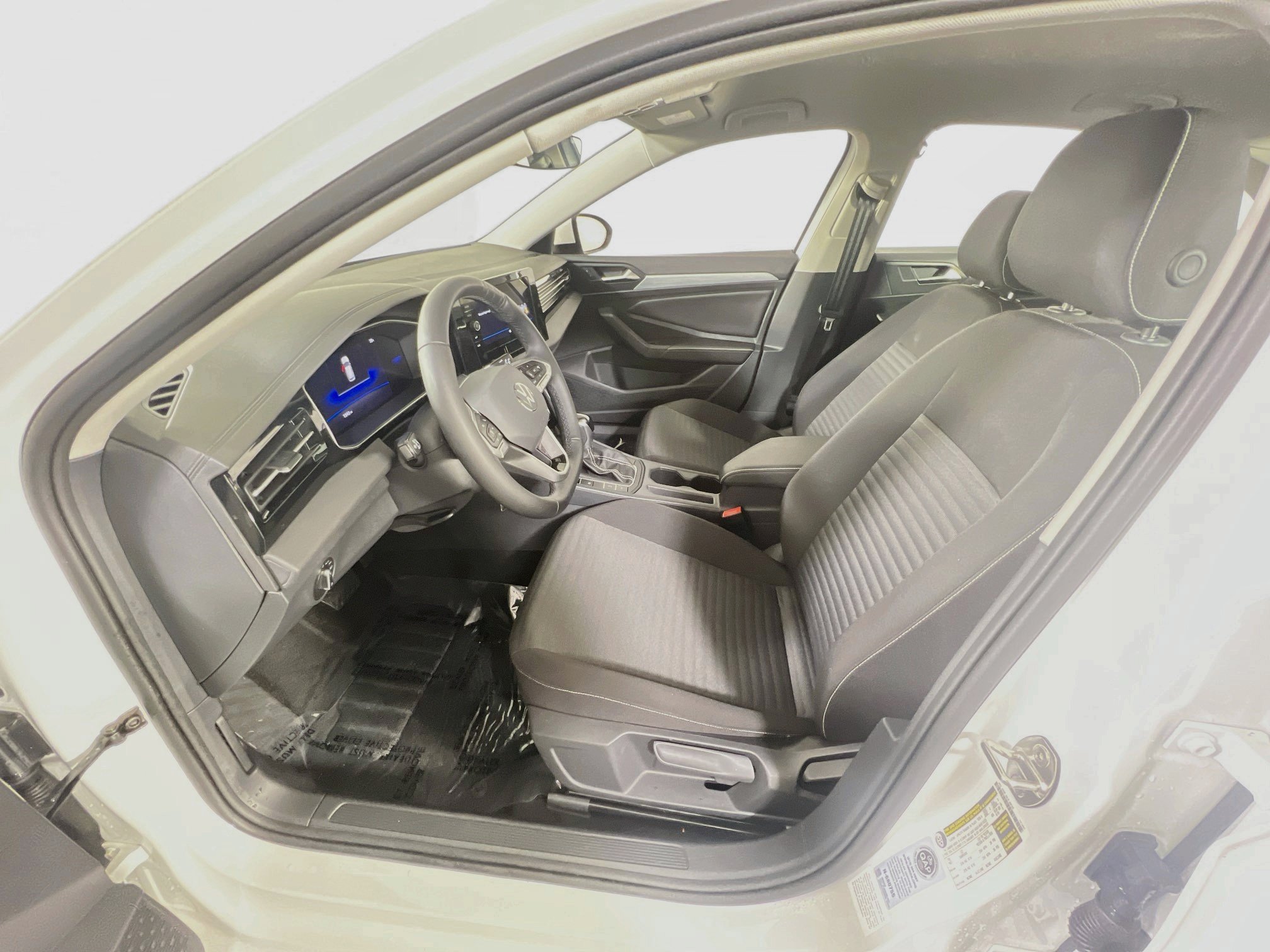 Used 2025 Volkswagen Jetta S FWD image 19