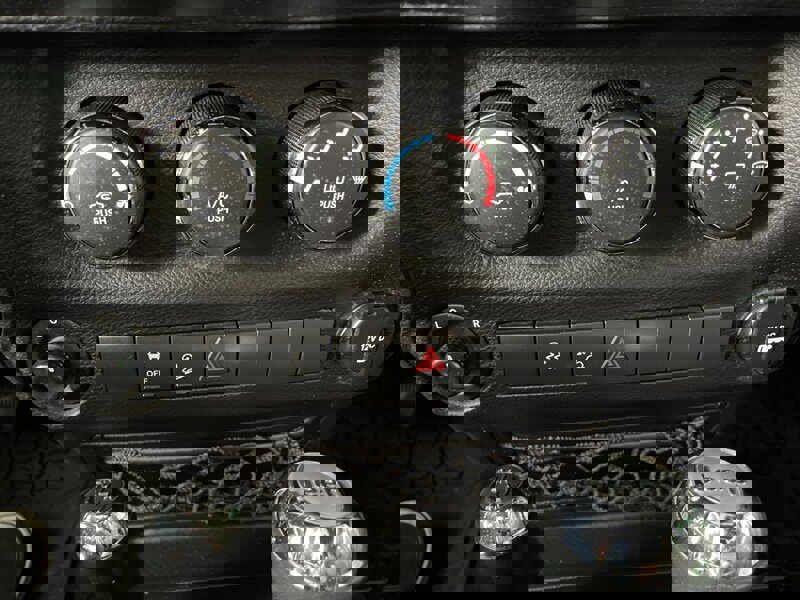 Used 2017 Jeep Wrangler Unlimited Sport w/ Quick Order Package 24S image 31