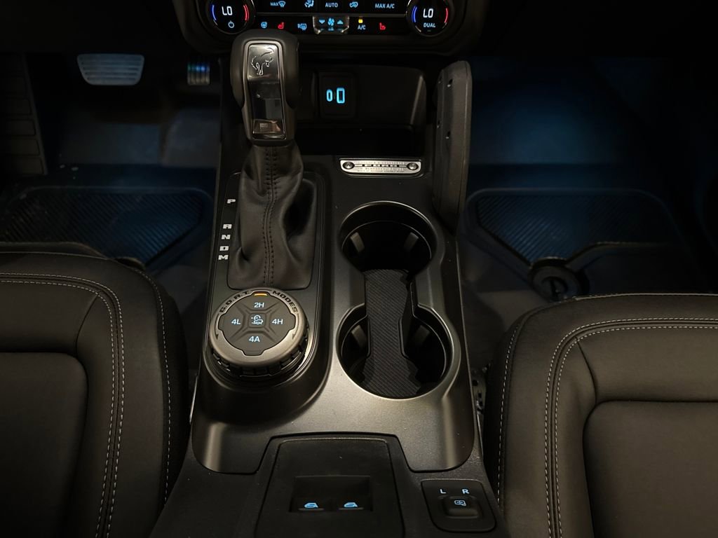 New 2025 Ford Bronco Badlands image 14