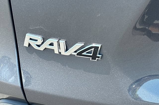 Certified 2024 Toyota RAV4 LE AWD/4WD image 31