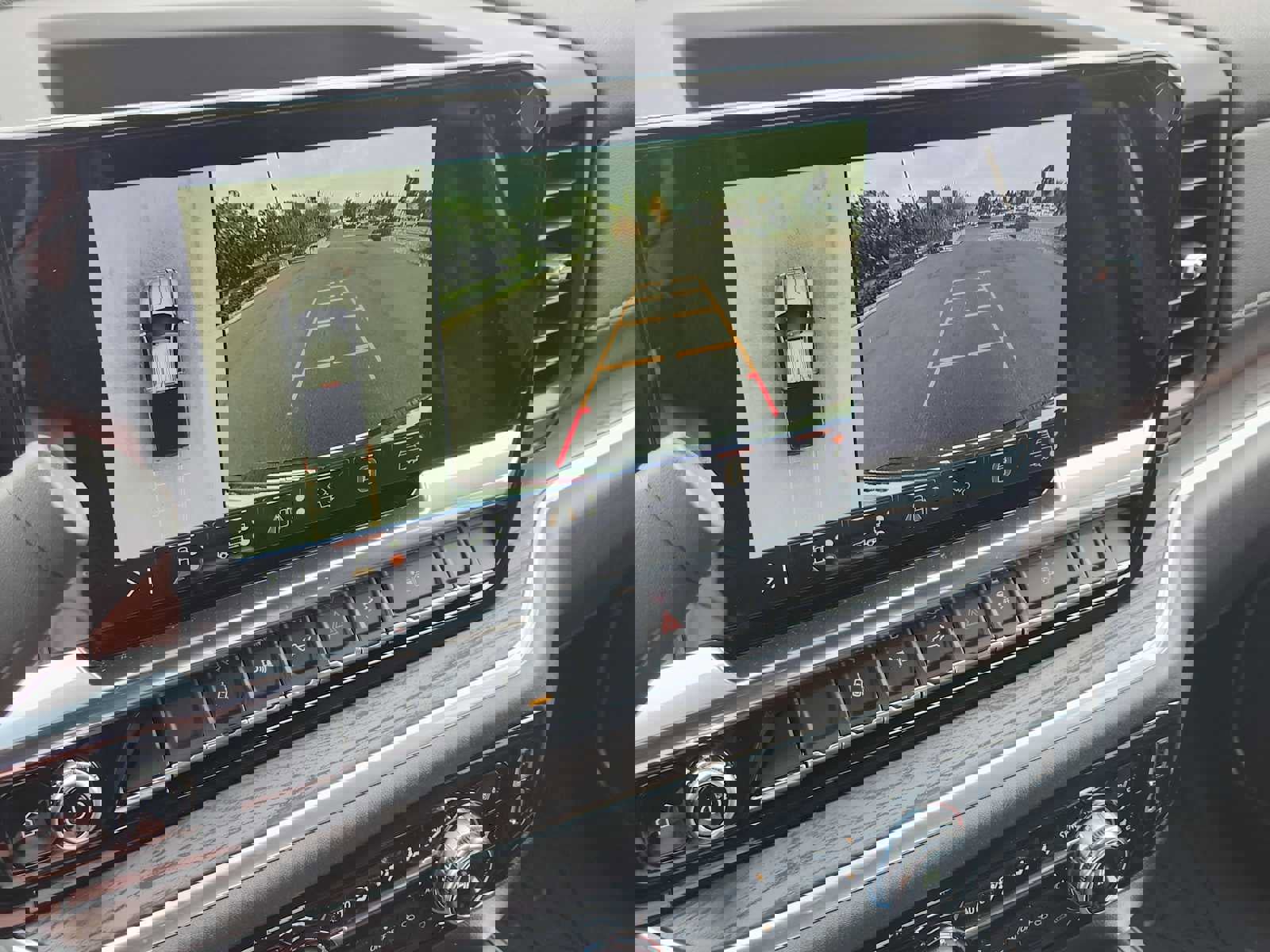 New 2026 GMC Sierra 2500 SLT w/ SLT Convenience Package image 21