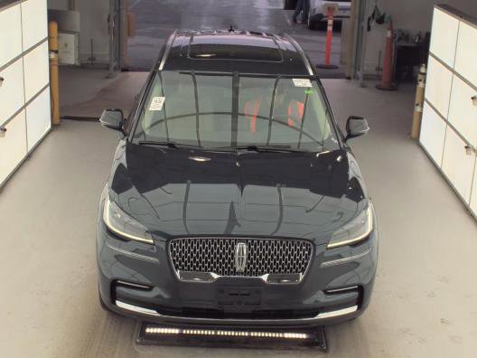 Used 2023 Lincoln Aviator Reserve w/ Equipment Group 201A image 2