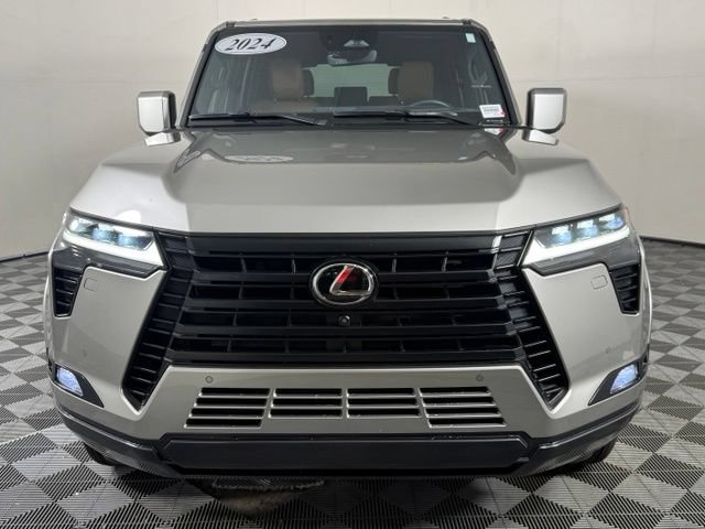 Used 2024 Lexus GX 550 w/ Accessory Package (Z1) AWD/4WD image 11