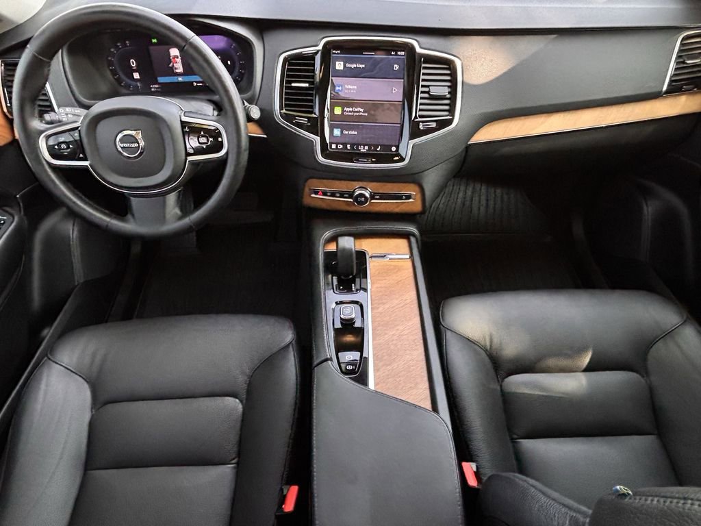 Used 2023 Volvo XC90 B5 Plus w/ Protection Package Premier AWD/4WD image 11