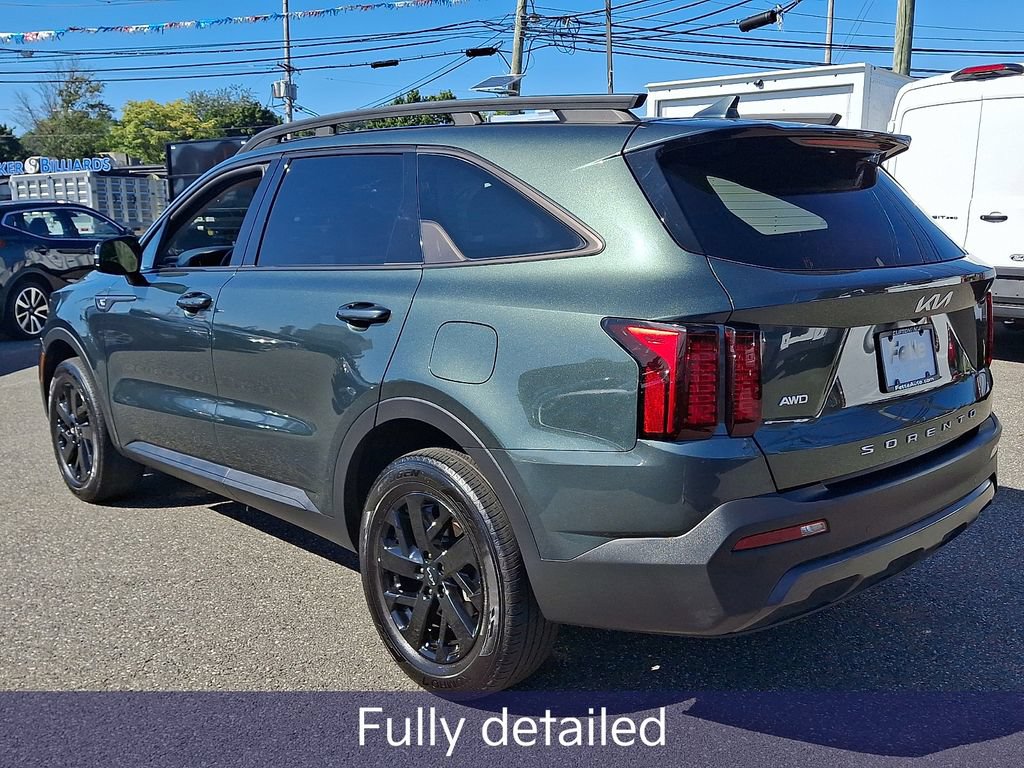 Certified 2022 Kia Sorento S w/ Panoramic Sunroof Package AWD/4WD image 8