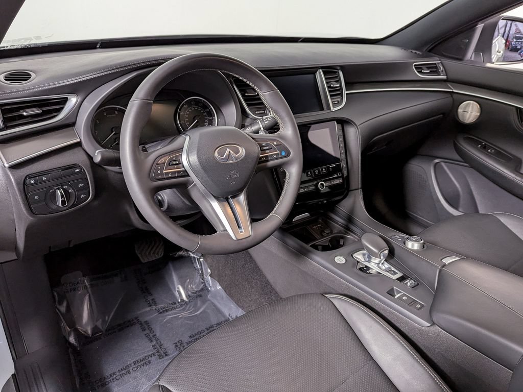 Used 2023 INFINITI QX55 Essential AWD/4WD image 16