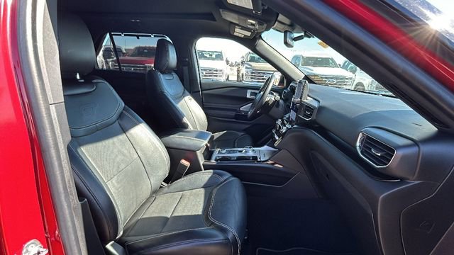 Certified 2022 Ford Explorer ST image 11