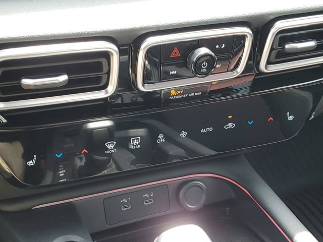 New 2026 Nissan Sentra SR w/ SR All Weather Package FWD image 14