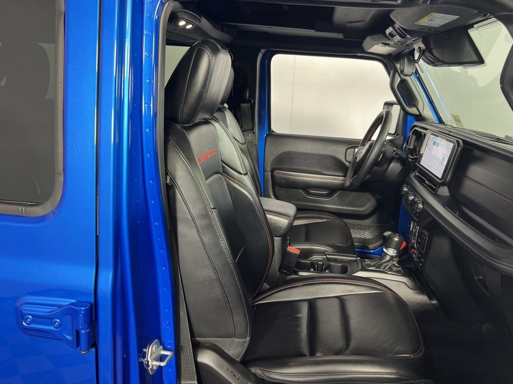 Certified 2024 Jeep Wrangler Unlimited Rubicon w/ Convenience Group image 34
