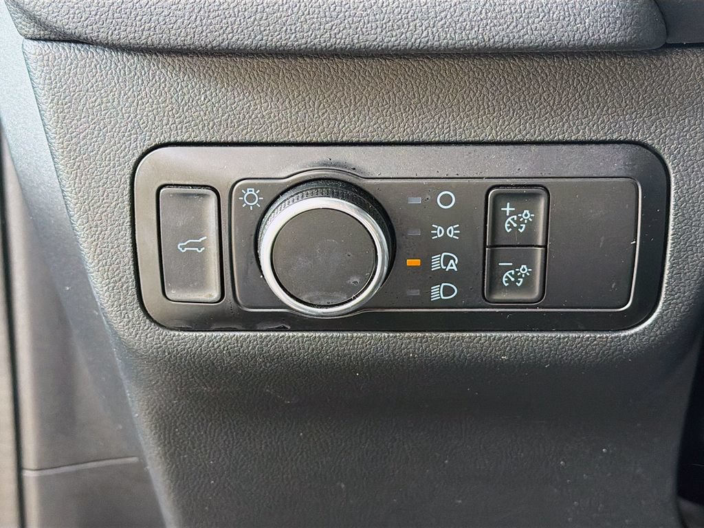 Used 2023 Ford Escape ST-Line w/ Tech Pack #1 AWD/4WD image 30