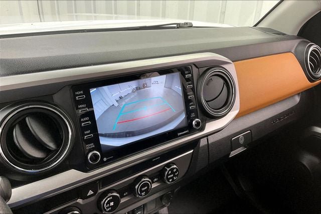 Used 2020 Toyota Tacoma SR5 AWD/4WD image 27
