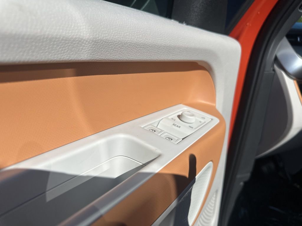 New 2025 Volkswagen ID. Buzz 1st Edition image 11