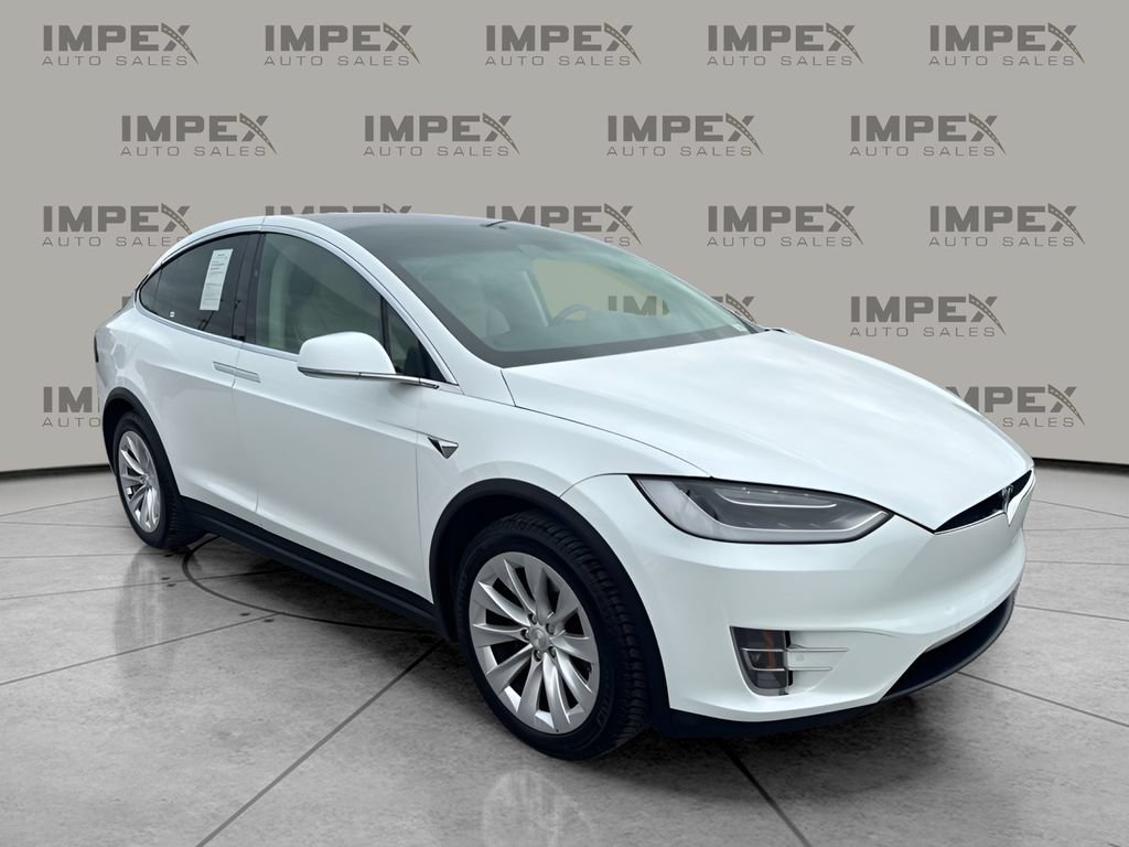 Used 2019 Tesla Model X 100D AWD/4WD image 7