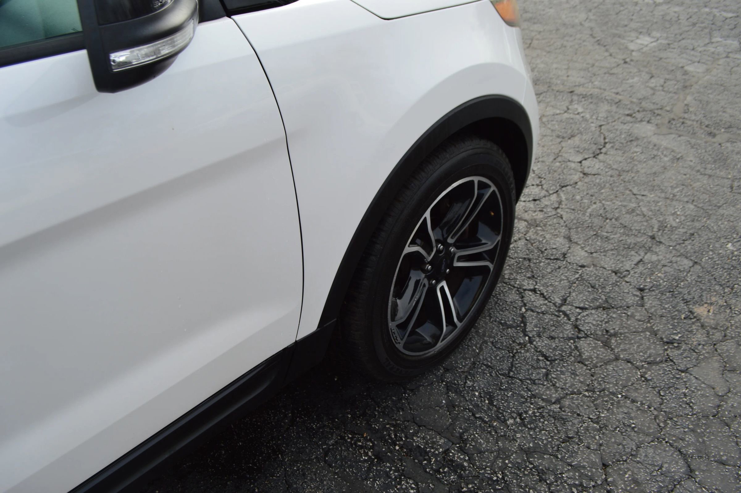 Used 2013 Ford Explorer Sport AWD/4WD image 9