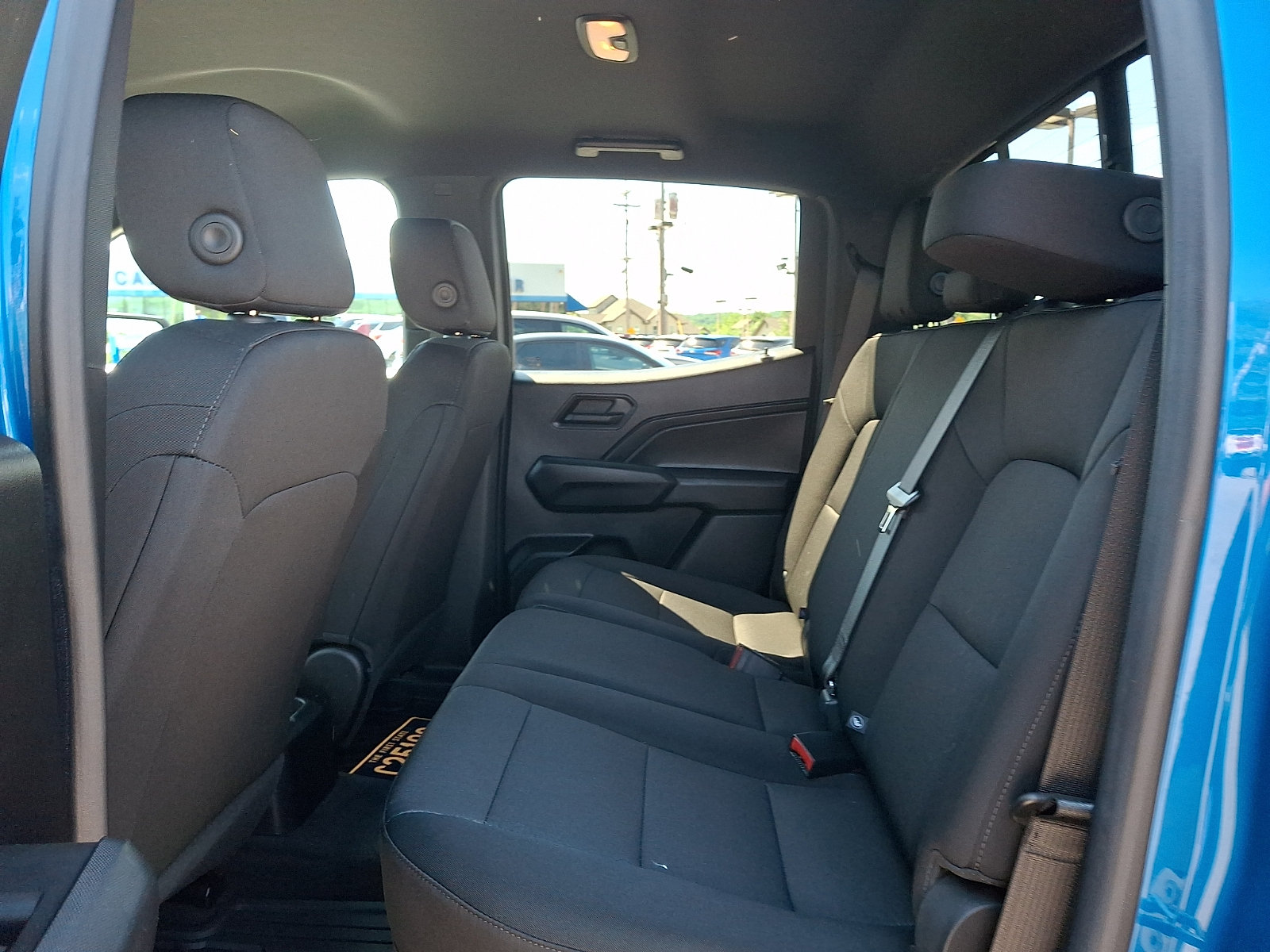 Used 2023 Chevrolet Colorado W/T w/ Technology Package AWD/4WD image 10