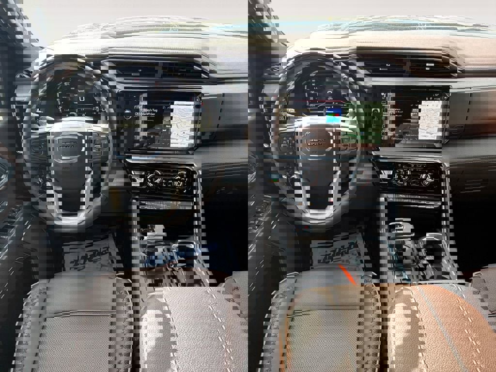 Used 2025 GMC Sierra 1500 Denali image 10