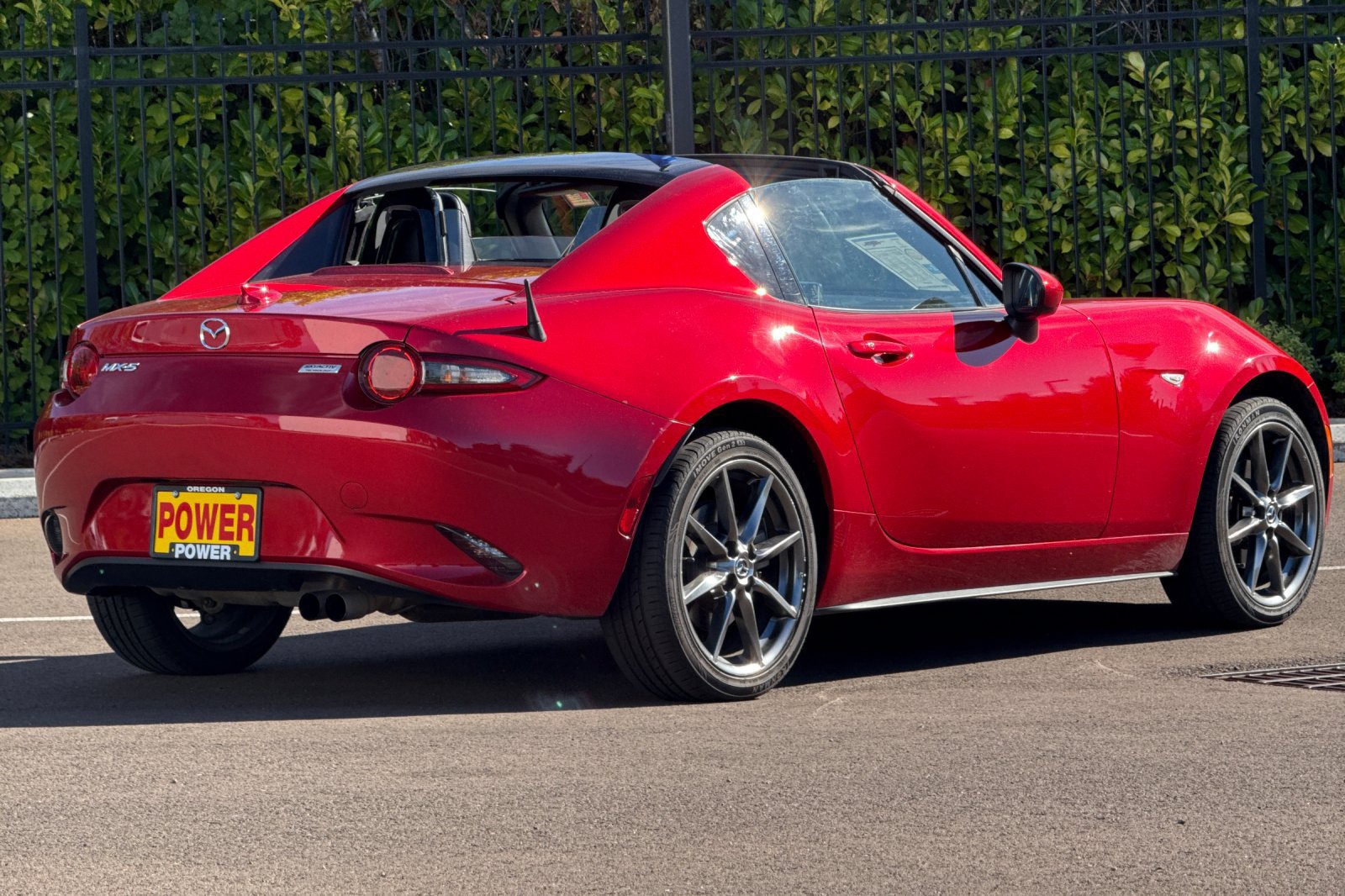 Used 2017 MAZDA MX-5 Miata RF Grand Touring RWD image 5