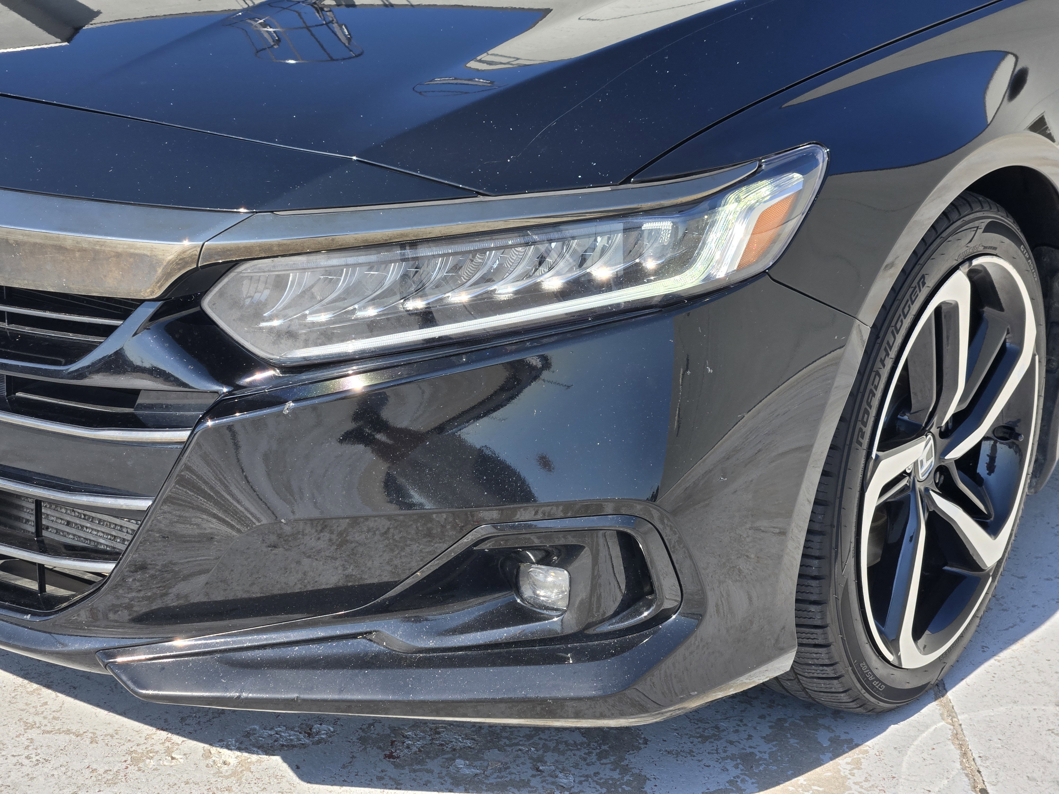 Used 2022 Honda Accord Sport image 11