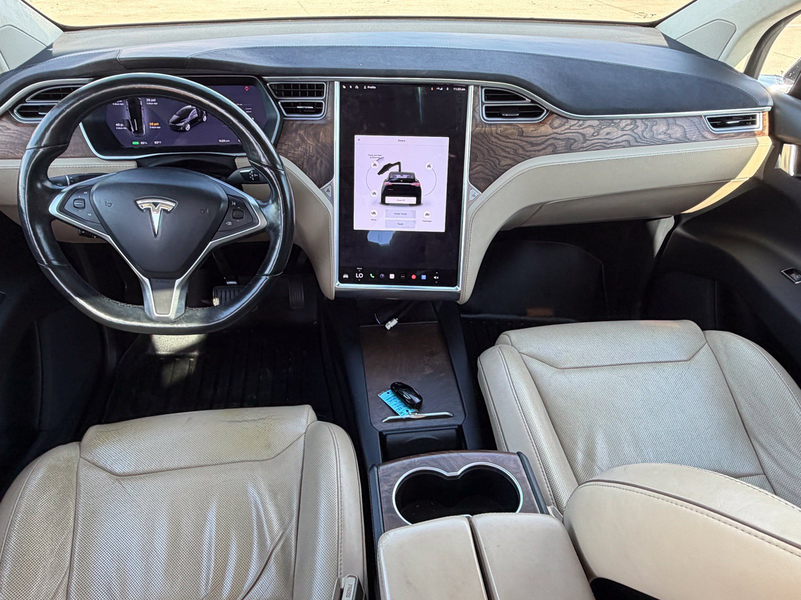 Used 2016 Tesla Model X 90D AWD/4WD image 13