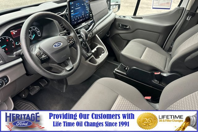 Used 2023 Ford Transit 350 XLT image 10