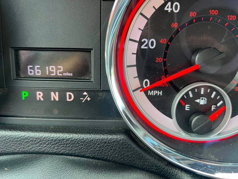 Used 2011 Dodge Grand Caravan FWD image 23
