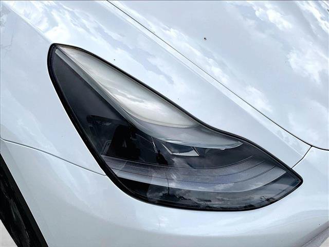 Used 2022 Tesla Model Y Performance AWD/4WD image 28