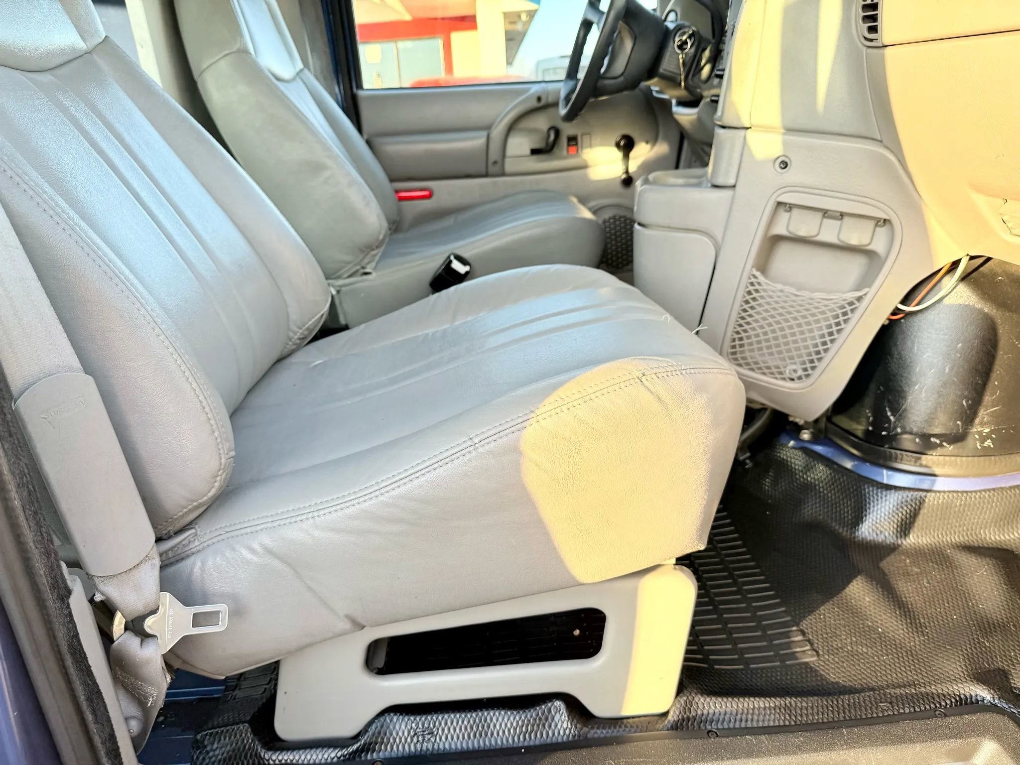 Used 1997 Chevrolet Astro image 19