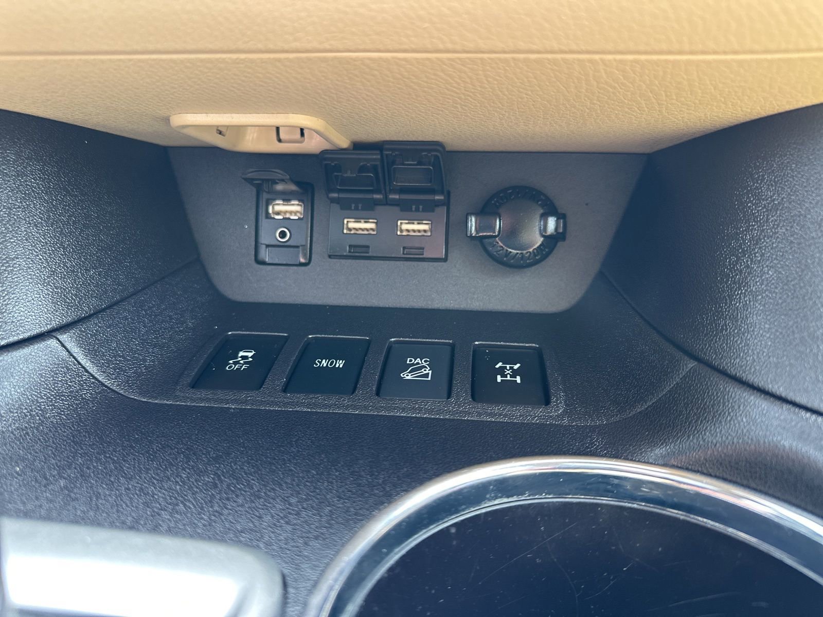 Used 2019 Toyota Highlander XLE AWD/4WD image 62