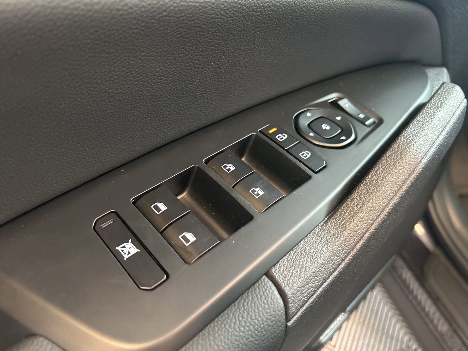 New 2026 Kia Sportage SX image 17