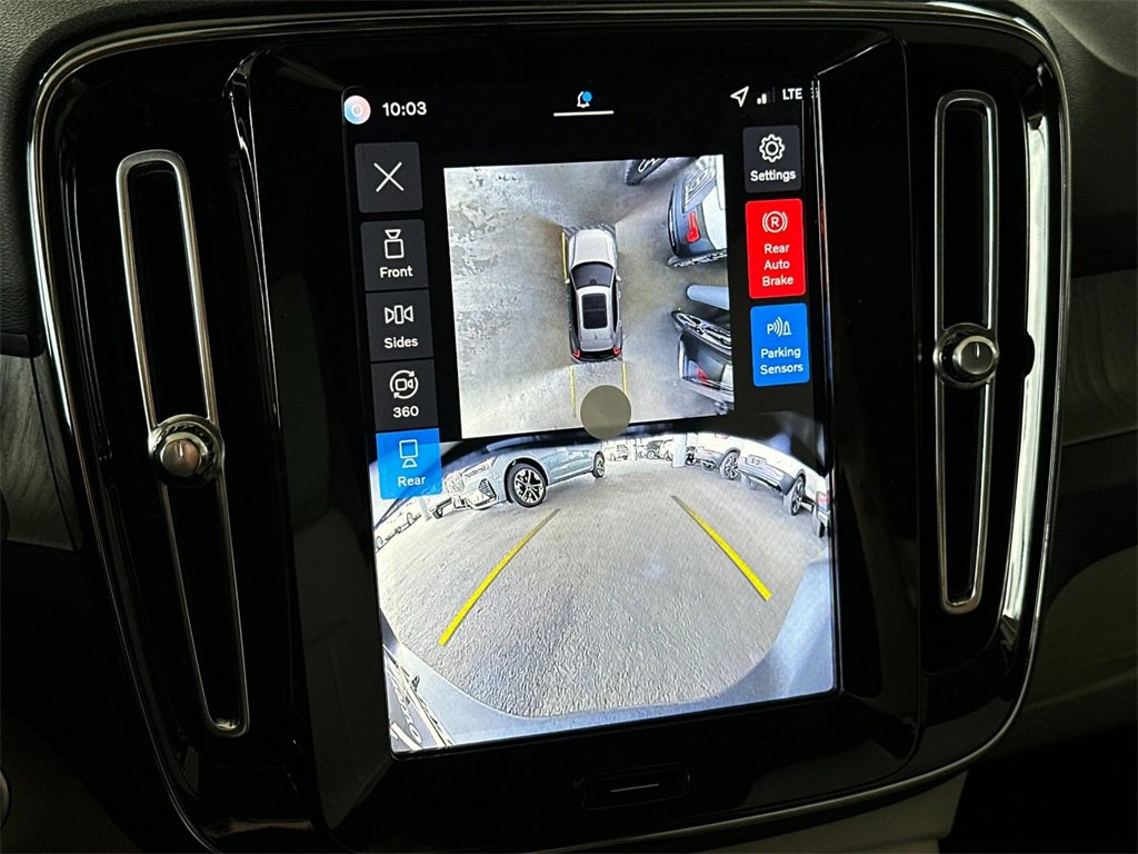 New 2026 Volvo XC40 B5 Ultra image 19