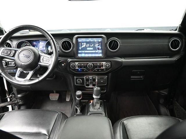 Used 2022 Jeep Wrangler Unlimited Sahara w/ Cold Weather Group image 22