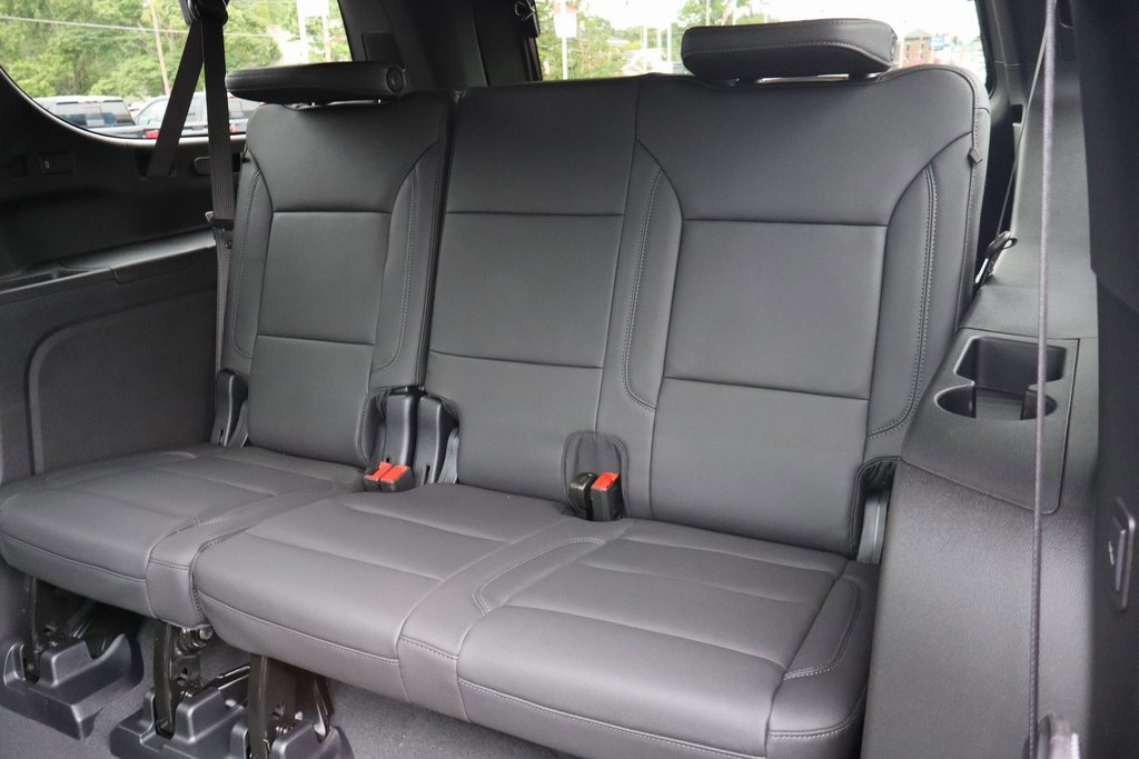 New 2025 Chevrolet Suburban LT w/ Advanced Technology Package image 23
