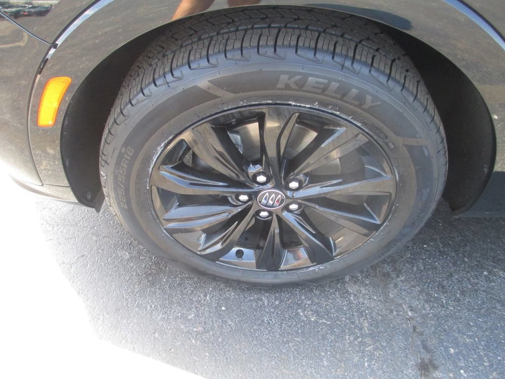 Certified 2024 Buick Envista Sport Touring w/ Convenience I Package FWD image 13