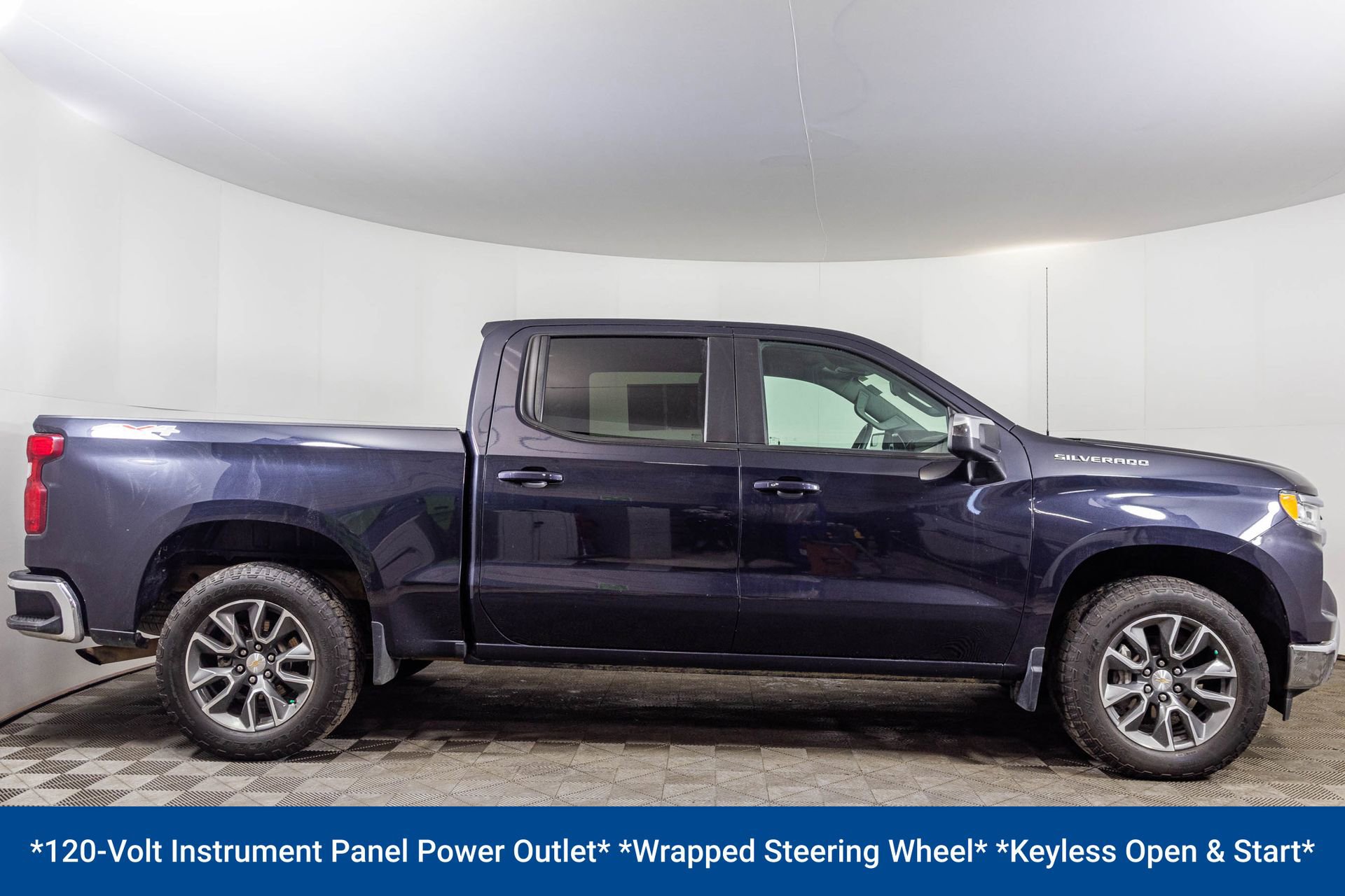 Used 2023 Chevrolet Silverado 1500 LT image 14