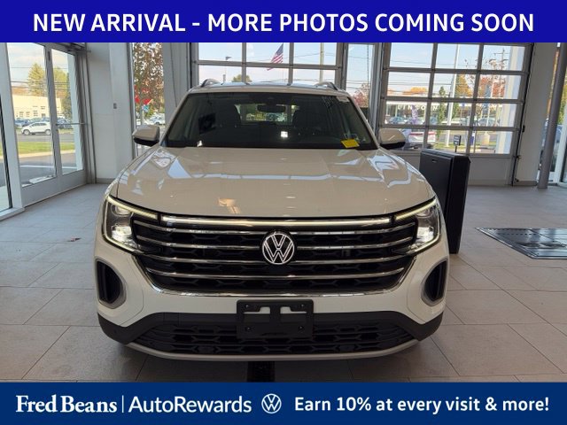 Used 2024 Volkswagen Atlas SE AWD/4WD image 2