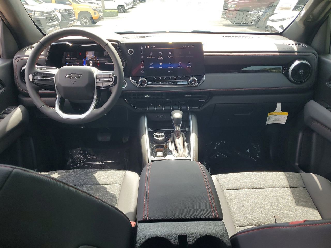 New 2025 Chevrolet Colorado Z71 image 12